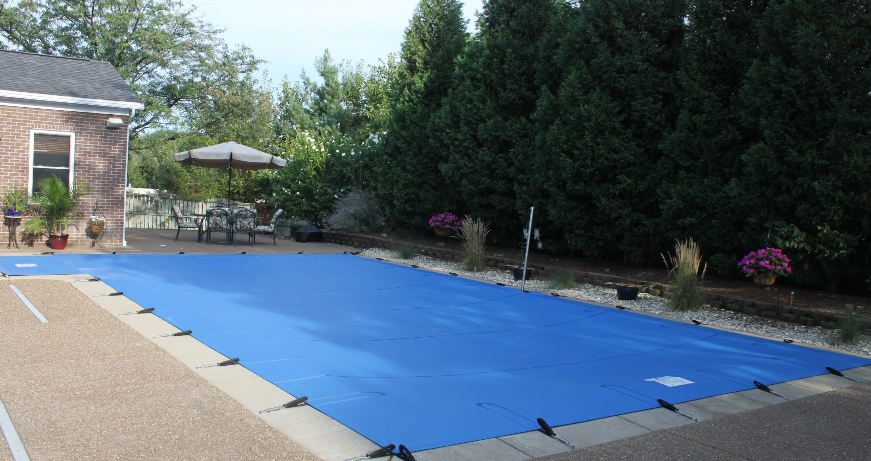 How to Choose the Best Swimming Pool Cover for Your Needs